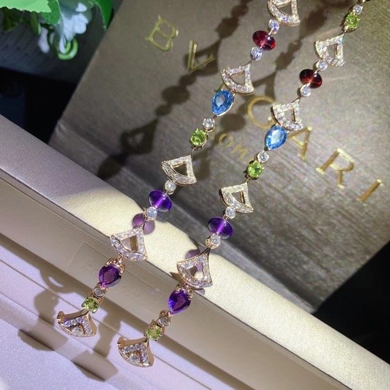 Custom Brand Jewelry with 1 Year Warranty Featuring Customizable Designs and Unique Styles