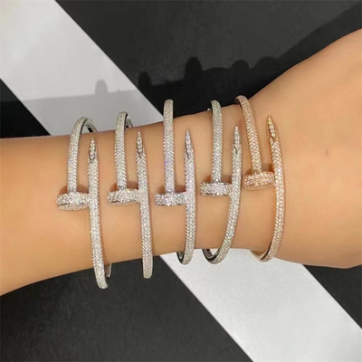 Perhiasan Mewah Brand Hanya Sebuah Kuku Gelang Emas Mawar Ref N6702117 Berlian Asli