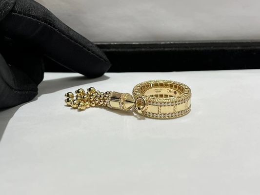 Perhiasan khusus eksklusif dengan batu permata alami dan desain pribadi untuk merek fashion mewah