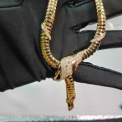 Serpenti 18 Kt Yellow Gold Necklace Set Dengan Demi Pavé Berlian Dan Mata Onyx Hitam 18K Gold High Jewelry