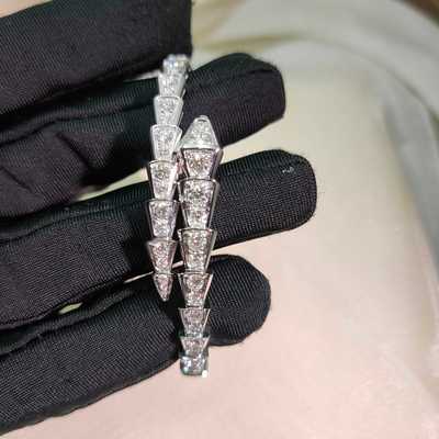 Vvs Diamond Clarity High Jewelry 18K Gold Koleksi Mewah Rincian Mendalam Keanggunan Eksklusif Perhiasan